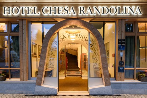 Hotel-Chesa-Randolina_esterno
